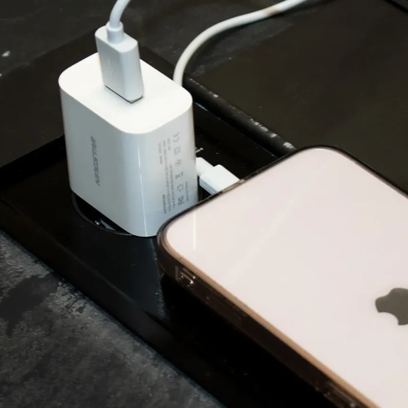 سلامت باتری آیفون تا چند درصد خوب است