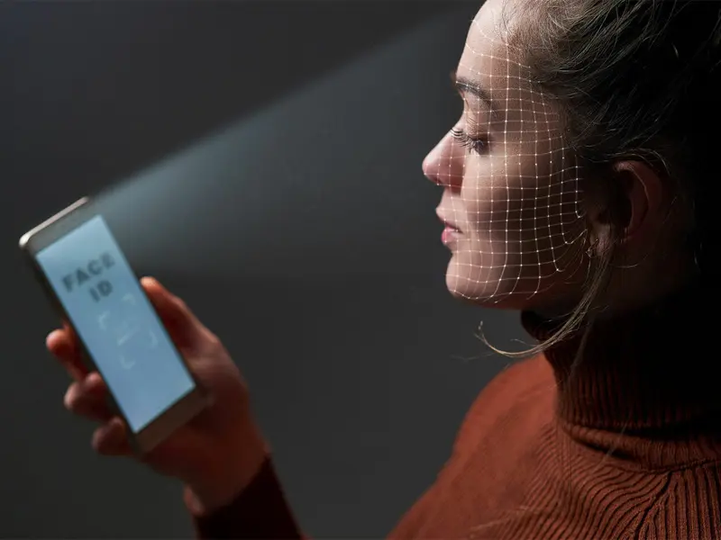 کم شدن صدای زنگ آیفون با فیس آیدی