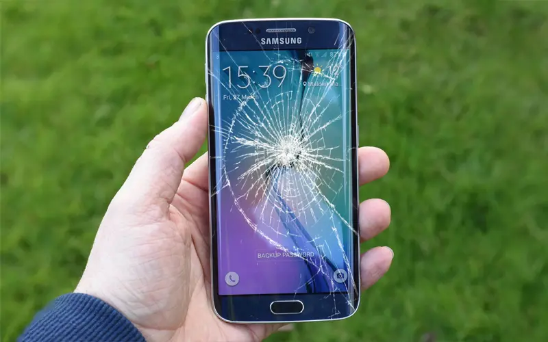 علت تغییر رنگ صفحه گوشی سامسونگ