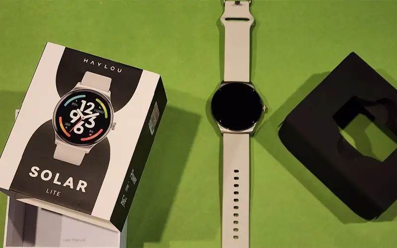 بررسی ساعت هایلو سولار