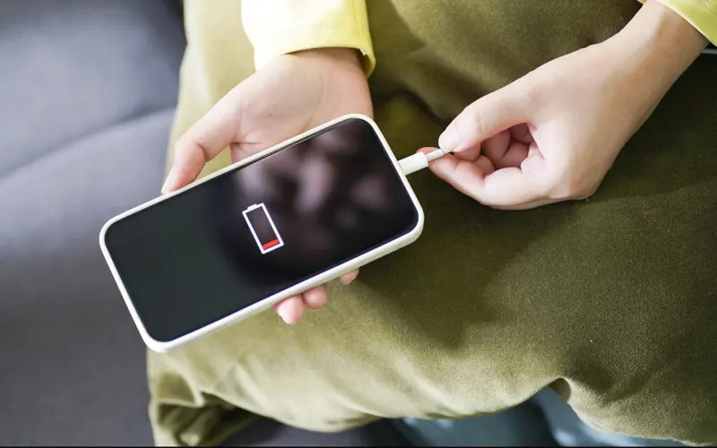 خاموش شدن ناگهانی گوشی