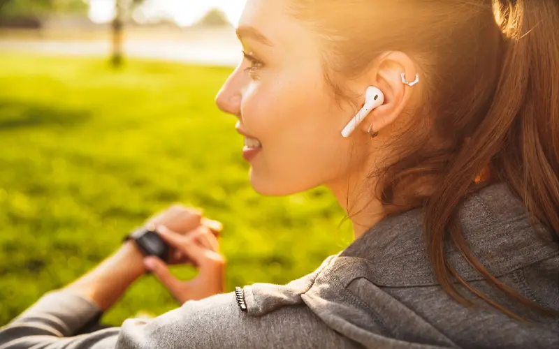 هندزفری گردنی بهتره یا ایرپاد