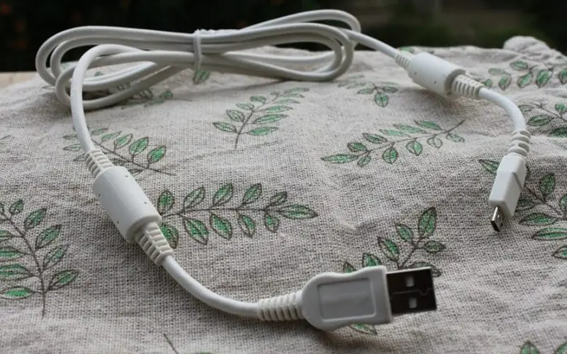 محافظت از سیم شارژر