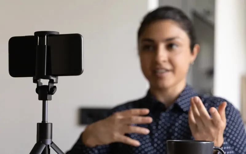 تبدیل گوشی به وب کم کامپیوتر