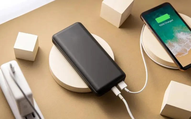 تشخیص فست شارژ بودن پاور بانک